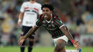 Fluminense Triunfa sobre o São Paulo em Grande Estreia no Maracanã