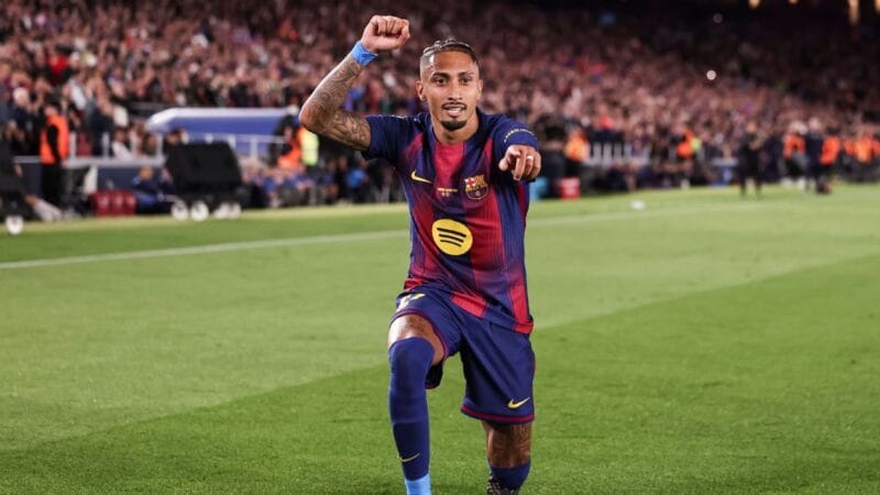 Barcelona Cumpre Tabela e Raphinha Brilha com Dois Gols Contra o Betis