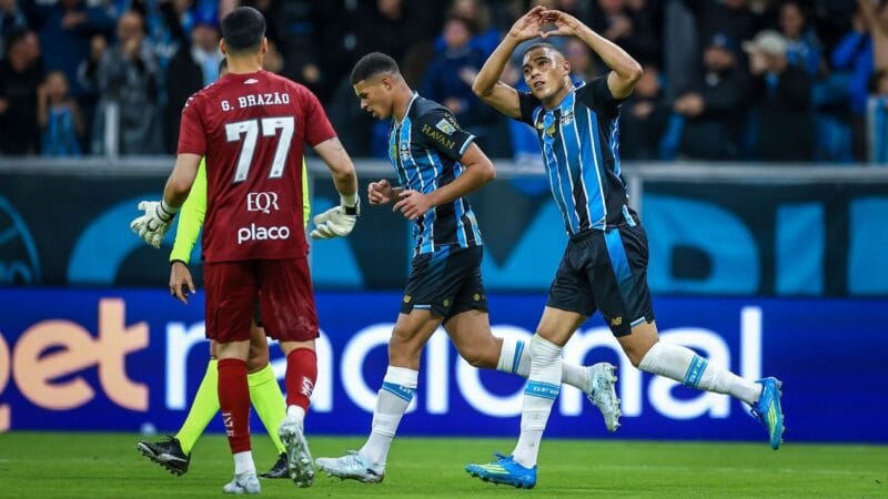 Grêmio Conquista Vitória Dramática Contra o Santos no Brasileirão