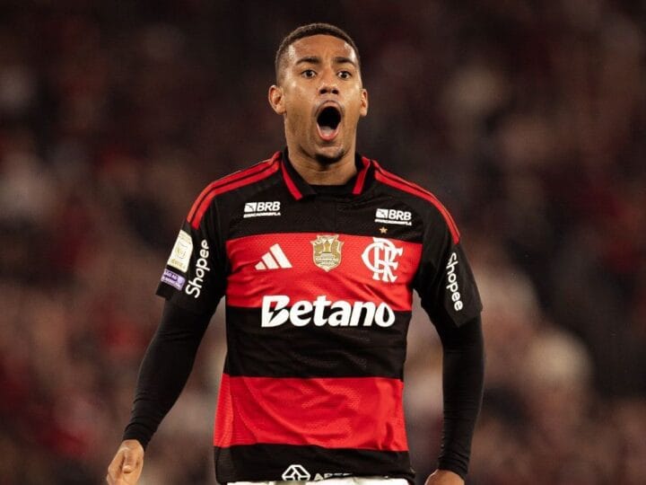 A Trajetória de Samuel Lino: Superação e Apoio Materno no Flamengo
