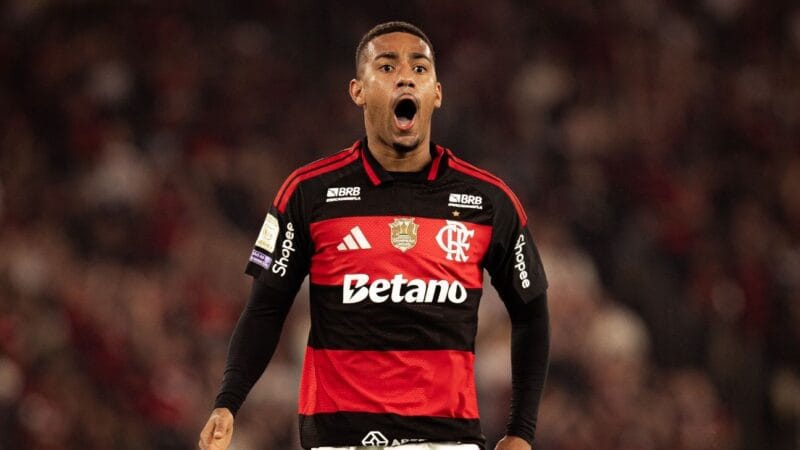 A Trajetória de Samuel Lino: Superação e Apoio Materno no Flamengo