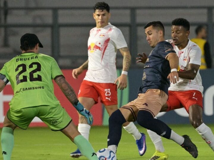 Red Bull Bragantino avança nos playoffs após vitória sobre Carabobo