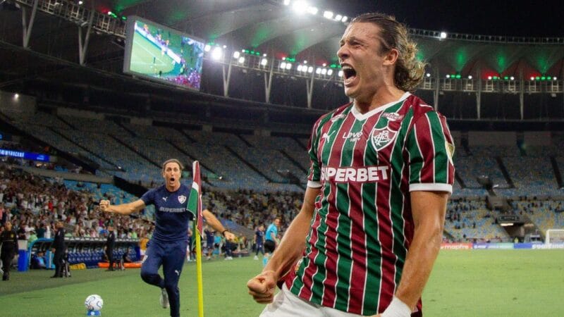 Fluminense Avança na Competição com Vitória Convincente e Resultados Favoráveis