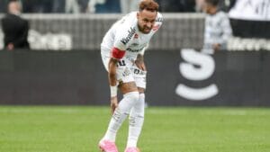 Reflexões sobre Santos, Neymar e a CBF: Um Debate Necessário