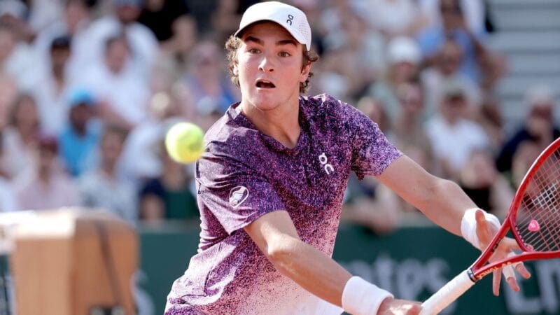 João Fonseca Enfrenta Novak Djokovic na Terceira Rodada de Roland Garros
