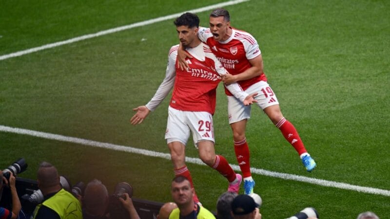 PSG Avança Após Empate com Arsenal em Partida Empolgante