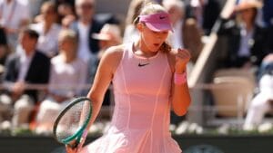 Andreeva supera Chwalinska e conquista vitória significativa