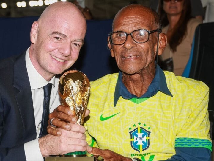 Falece Brito, zagueiro tricampeão mundial e ícone do futebol brasileiro