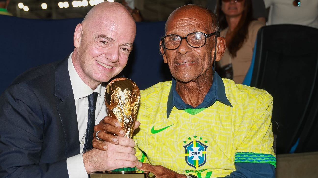 Falece Brito, zagueiro tricampeão mundial e ícone do futebol brasileiro