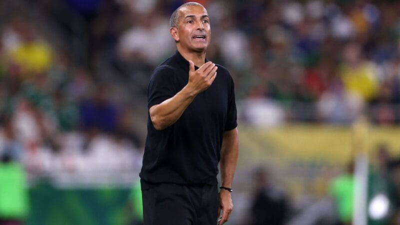 Tunísia Considera Demissão de Técnico Após Derrota na Copa do Mundo