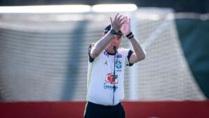 Transformações Táticas de Ancelotti: A Nova Abordagem do Brasil na Copa do Mundo