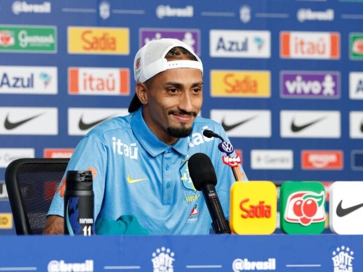 Raphinha Desfalca Seleção Brasileira em Jogos da Copa do Mundo devido a Lesão