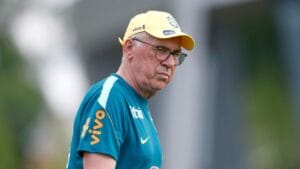Análise da Escalação da Seleção Brasileira para Enfrentar a Escócia