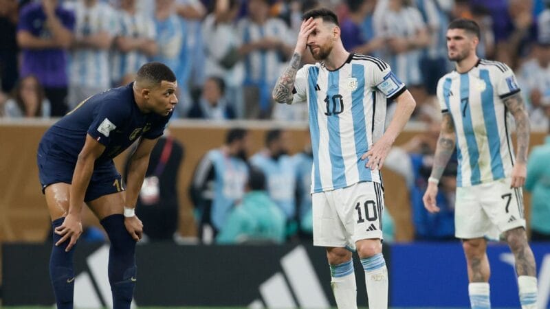 Mbappé Ignora Recordes e Foca no Jogo Durante a Copa