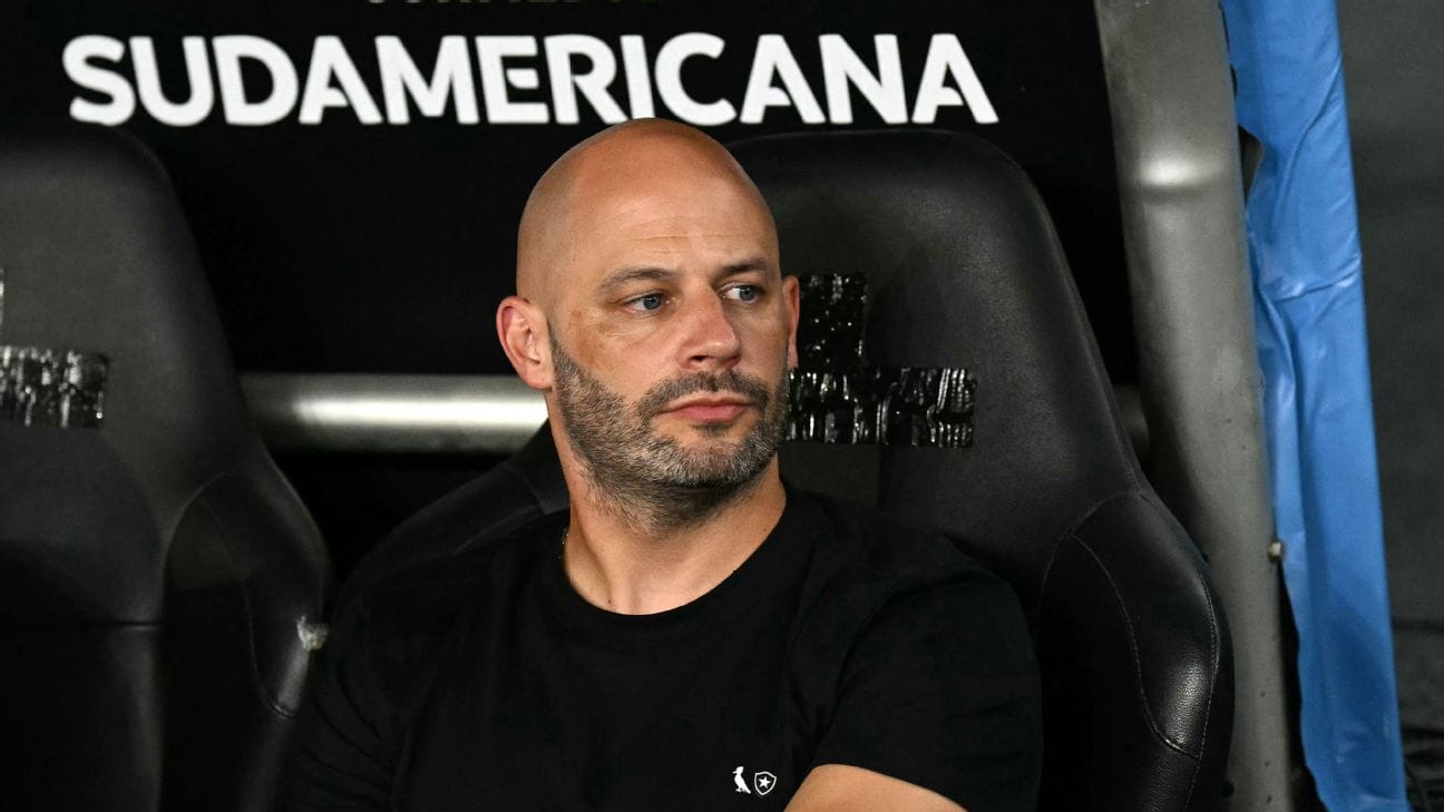 Vasco Aceita Multa e Avança em Negociações com o Botafogo