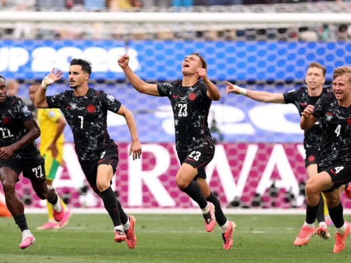 Canadá Avança às Oitavas de Final com Vitória Dramática sobre a África do Sul