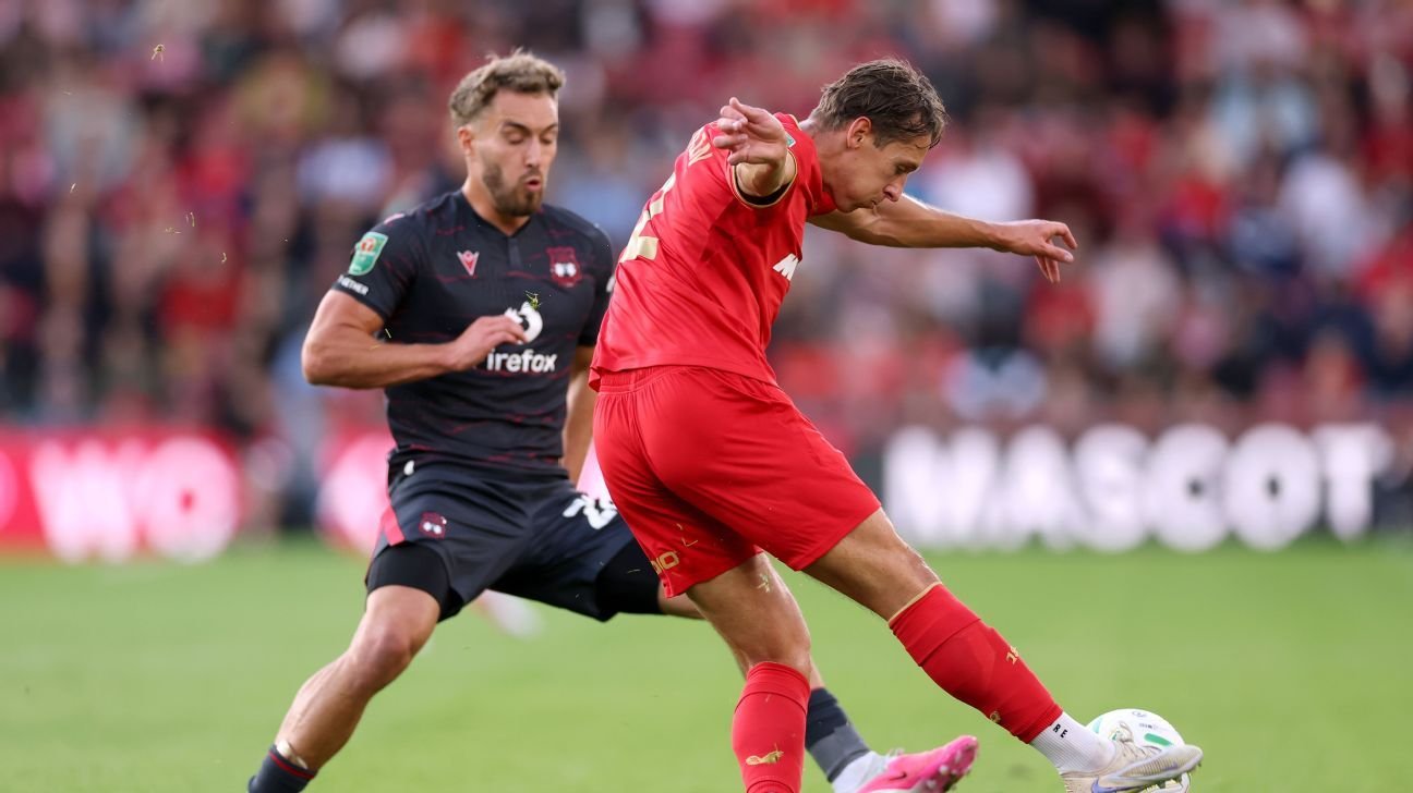 Middlesbrough Avança na Copa da Liga Inglesa com Gol de Ex-Jogador do Tottenham