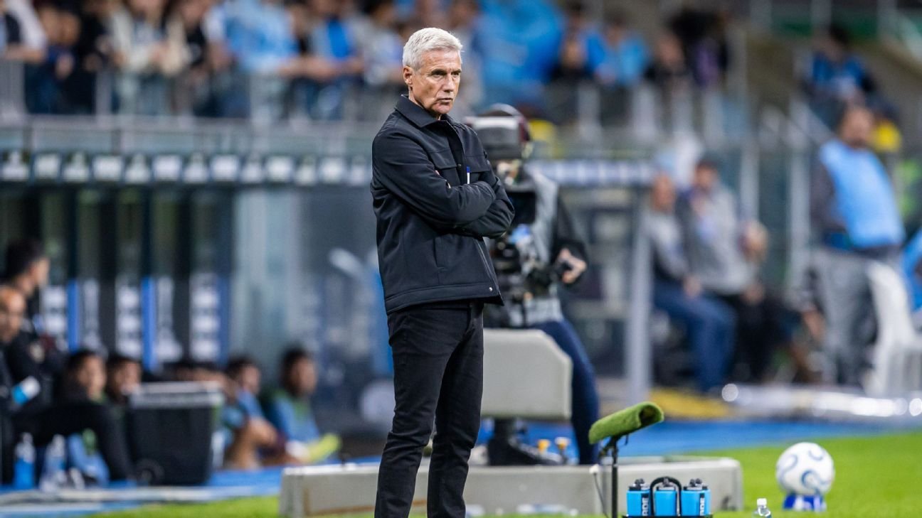 Luís Castro Reflete Após Críticas e Vitória do Grêmio Contra o São Paulo