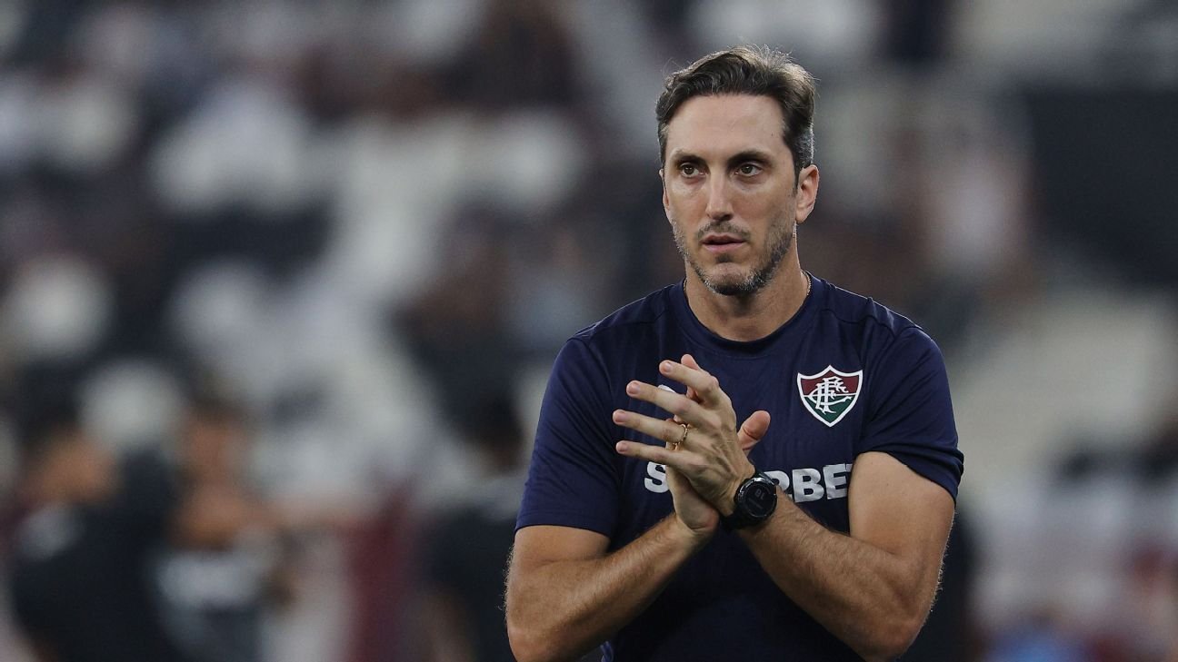 Zubeldía Comenta Críticas da Torcida Durante Fase Difícil do Fluminense