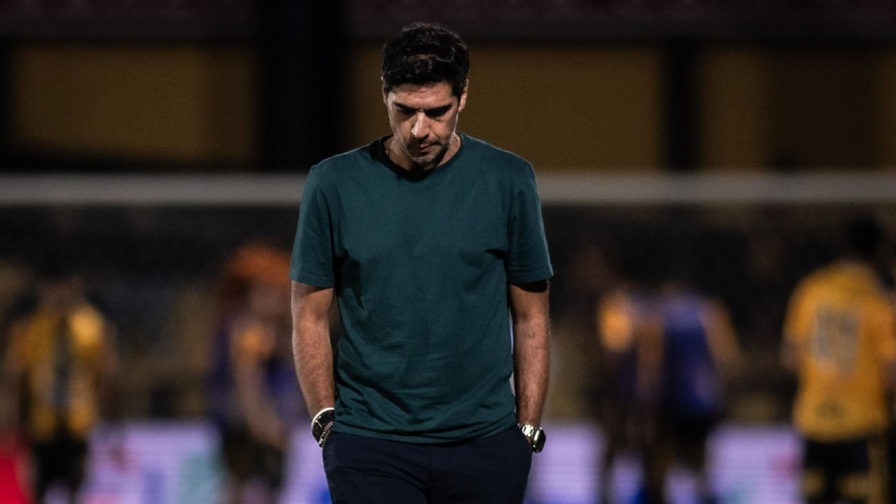 Mancha Verde Exige Demissão de Abel Ferreira Após Oscilações no Palmeiras