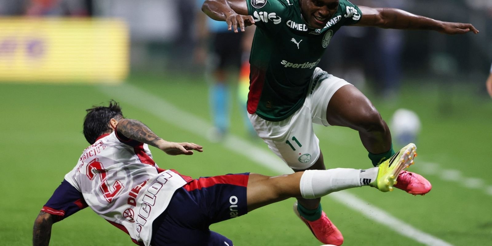 Palmeiras Tropeça em Empate Dramático contra Cerro Porteño na Libertadores
